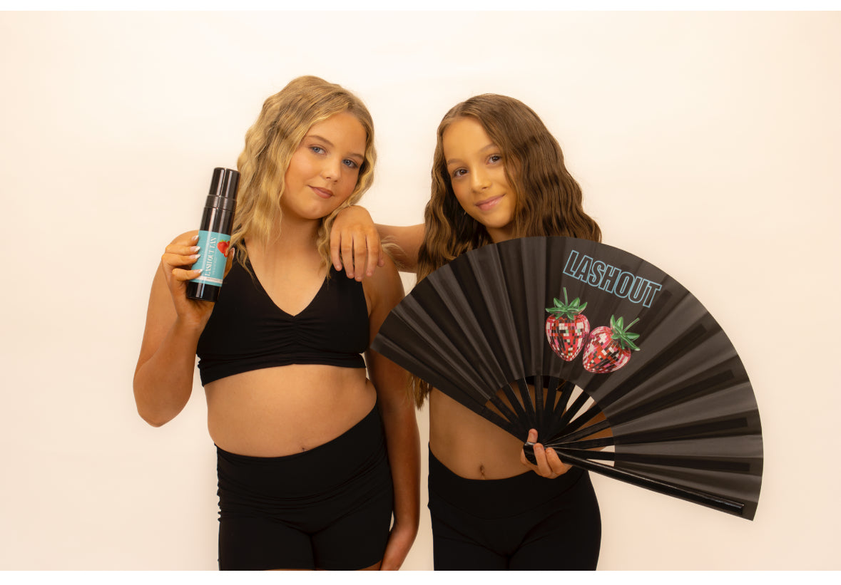 Instant tanning mousse